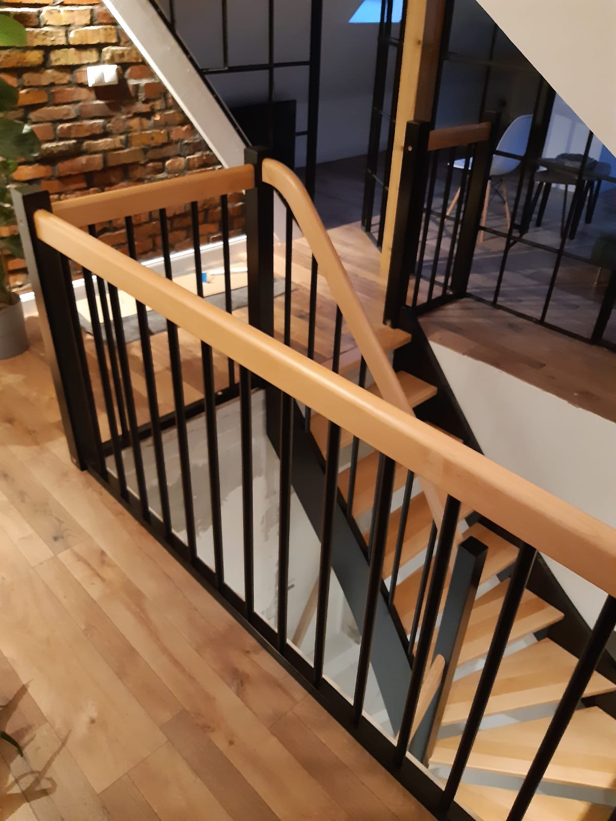 Tu podaj tekst alternatywny